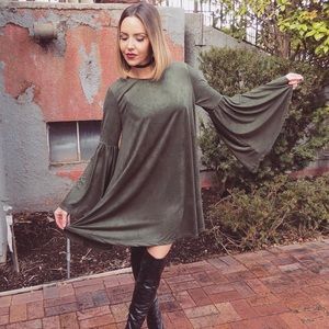 Bell sleeve dress